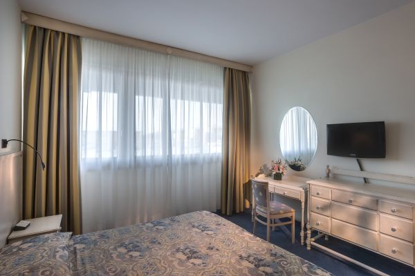 Grand Hotel Continental (Provinz Pisa)